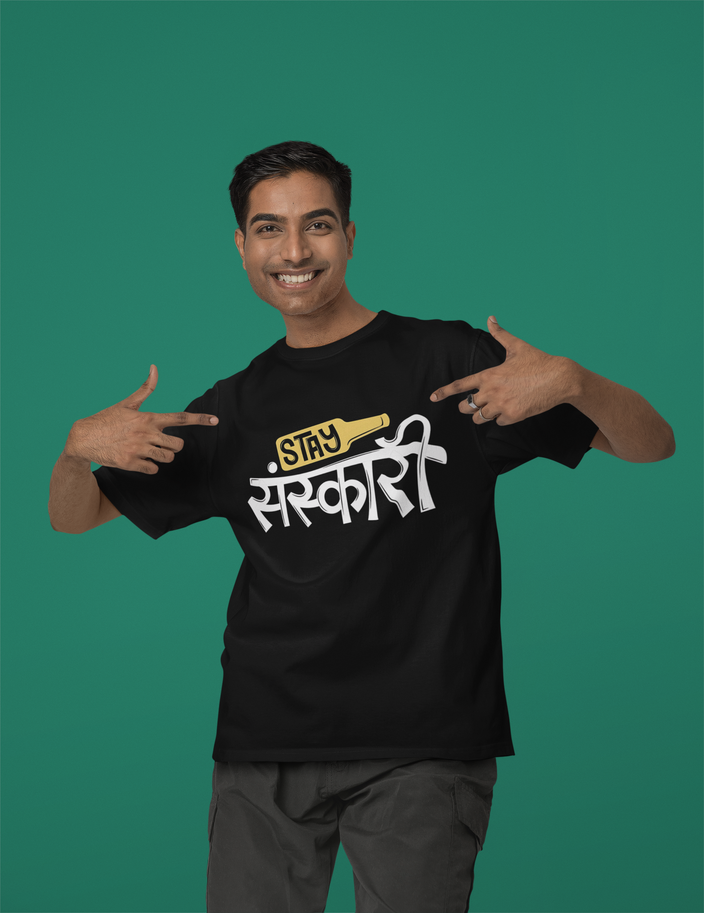 Bleib Sanskari - Übergroßes T-Shirt