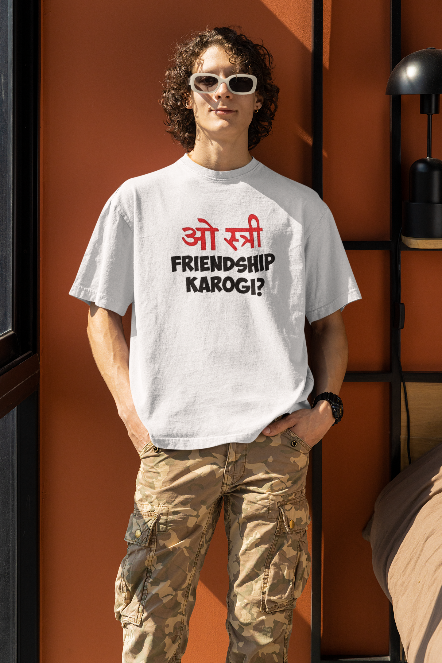 O Stree Friendship Karogi - Oversized T-shirt